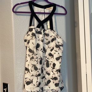 Skies are Blue halter top NWT Yallen Criss Cross Halter